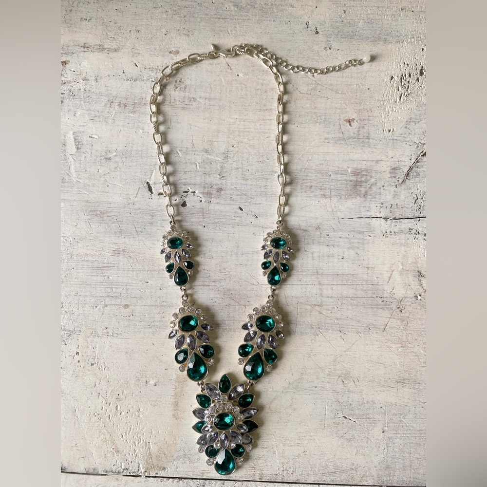 Silver tone Emerald and Crystal Stone Bib Necklace